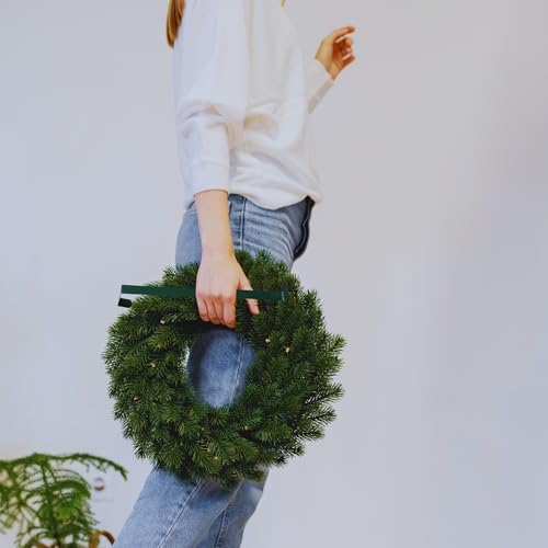 BOSS CLASS 2 Christmas Green Wreath Hangers