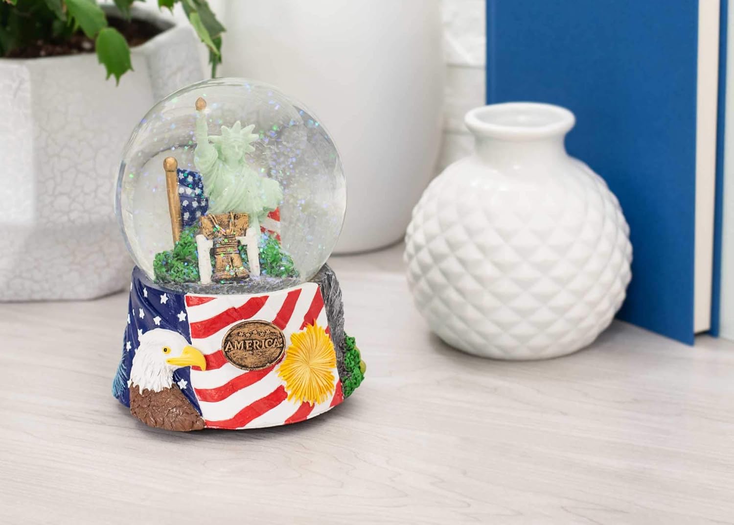 Elanze Designs American History Liberty Musical Snow Globe
