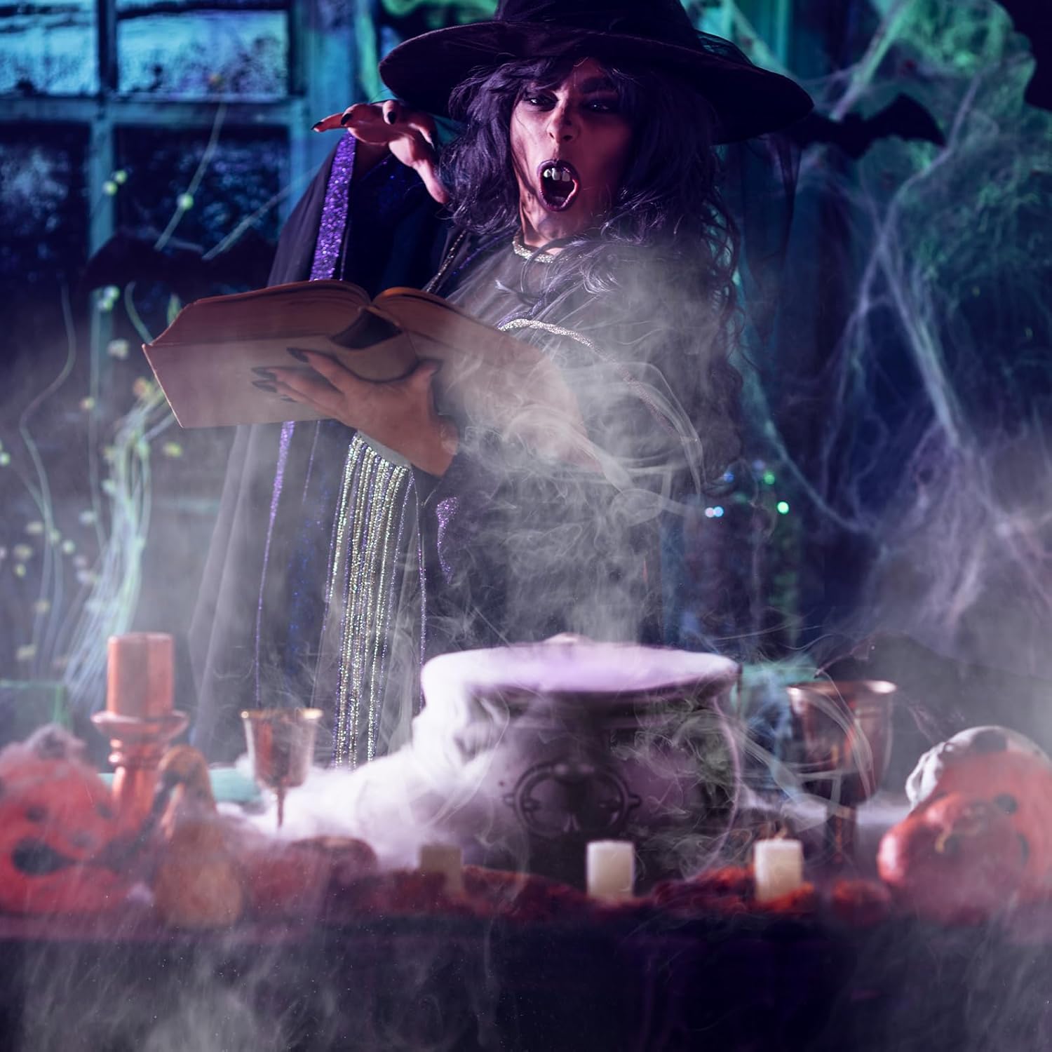 Wettarn Halloween Cauldron with 12 LED Lights and Mist Maker