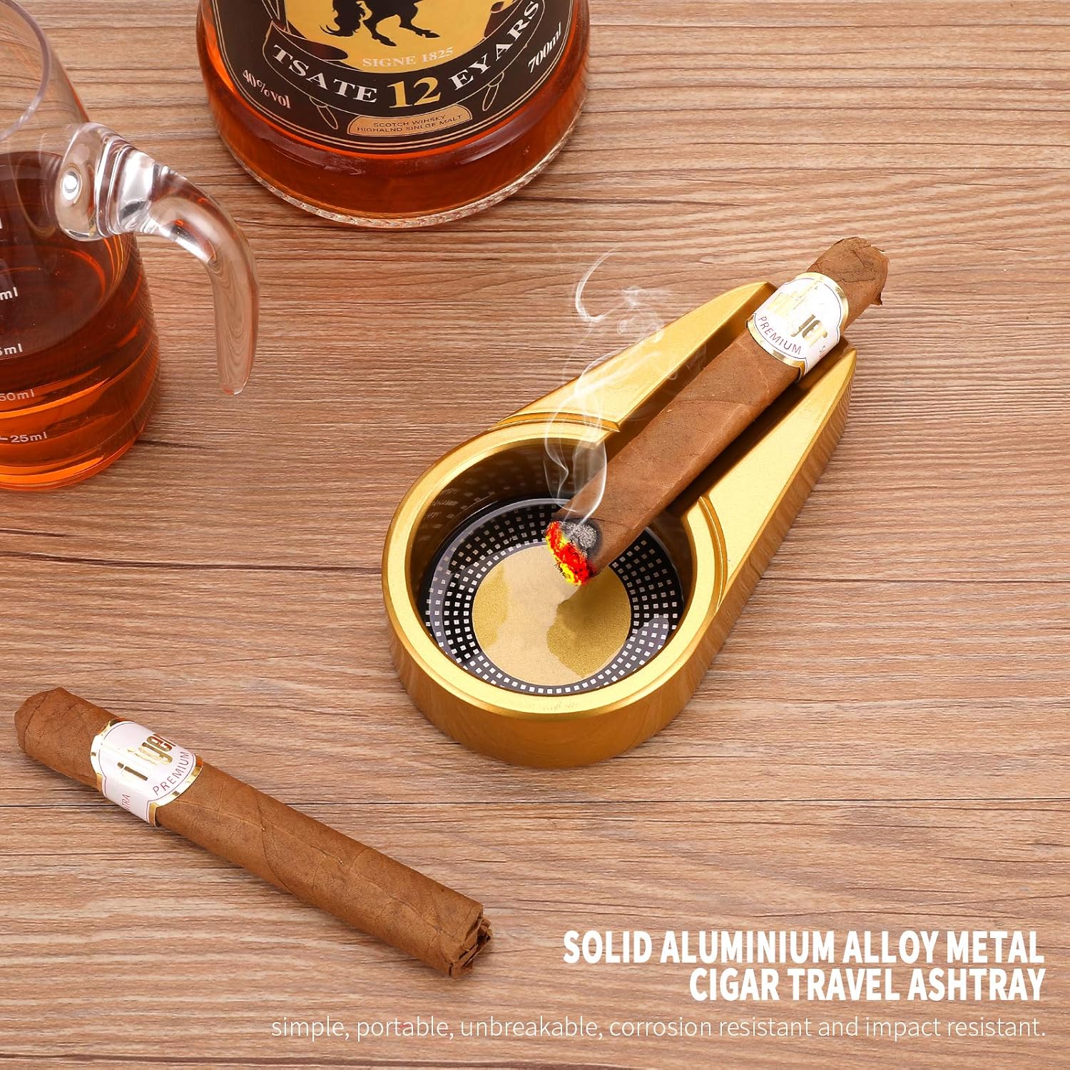 Cigar Travel Ashtray in Gold Metal
